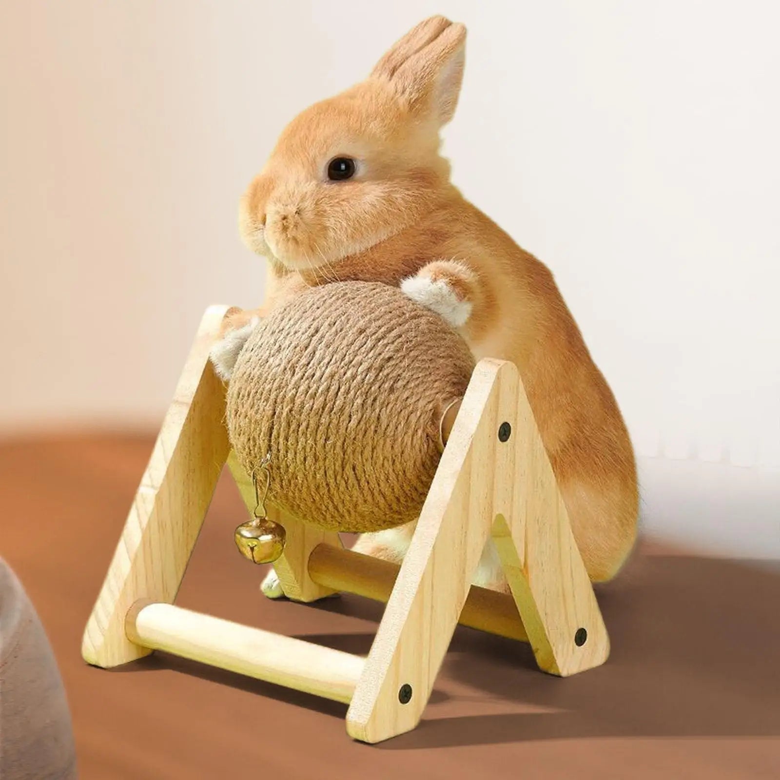 Balle à gratter en sisal avec support