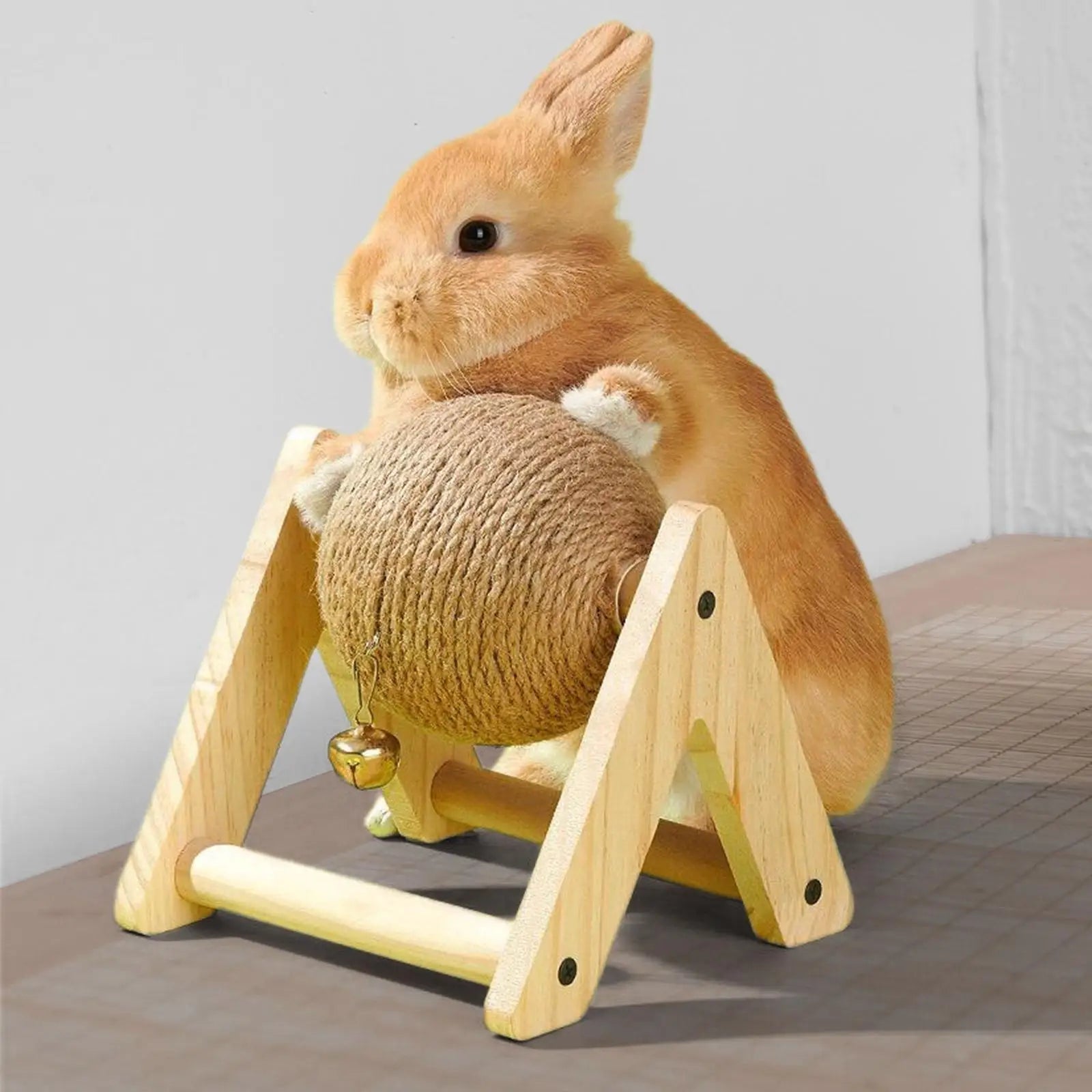 Balle à gratter en sisal avec support
